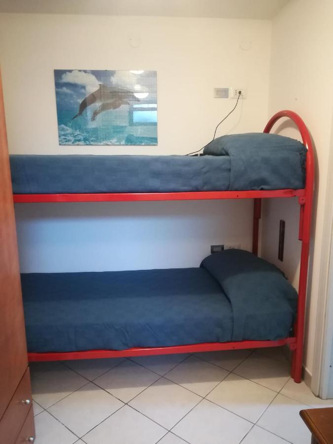 Via Carru E Frau Apartman Stintino Kültér fotó