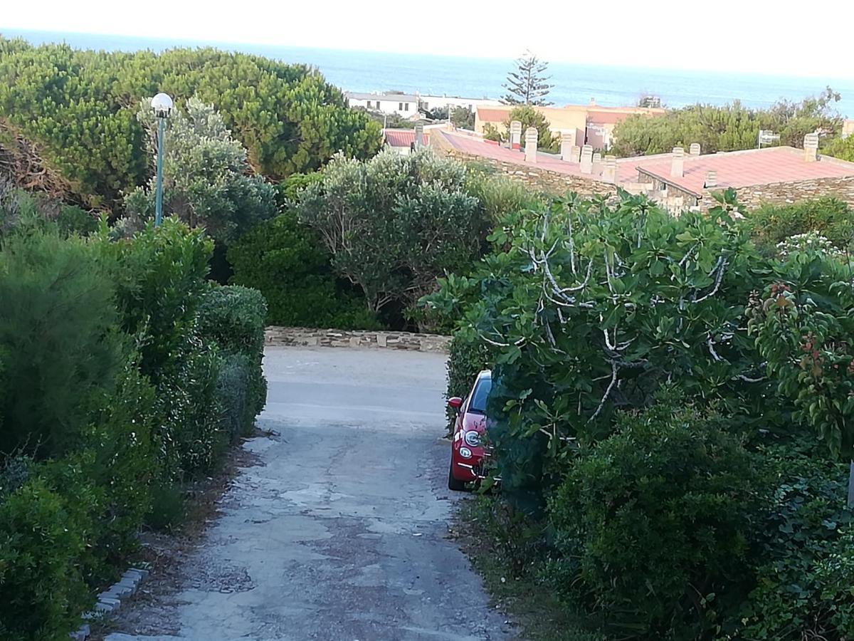 Via Carru E Frau Apartman Stintino Kültér fotó