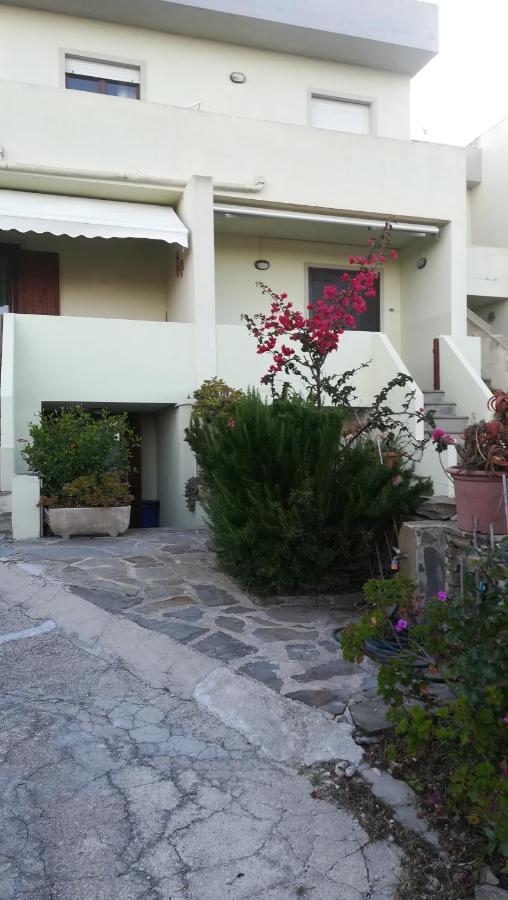 Via Carru E Frau Apartman Stintino Kültér fotó