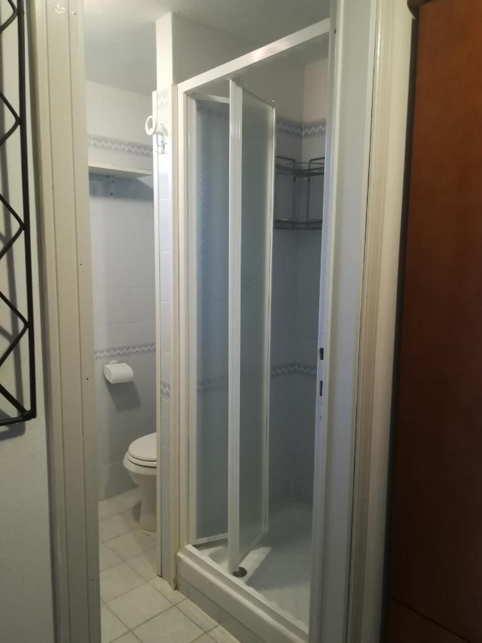 Via Carru E Frau Apartman Stintino Kültér fotó